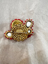 Load image into Gallery viewer, Miriam Haskell 1940’s Brooch