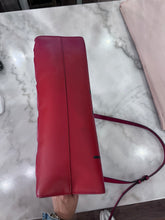 Load image into Gallery viewer, Gucci Ghost Graffiti Leather Tote